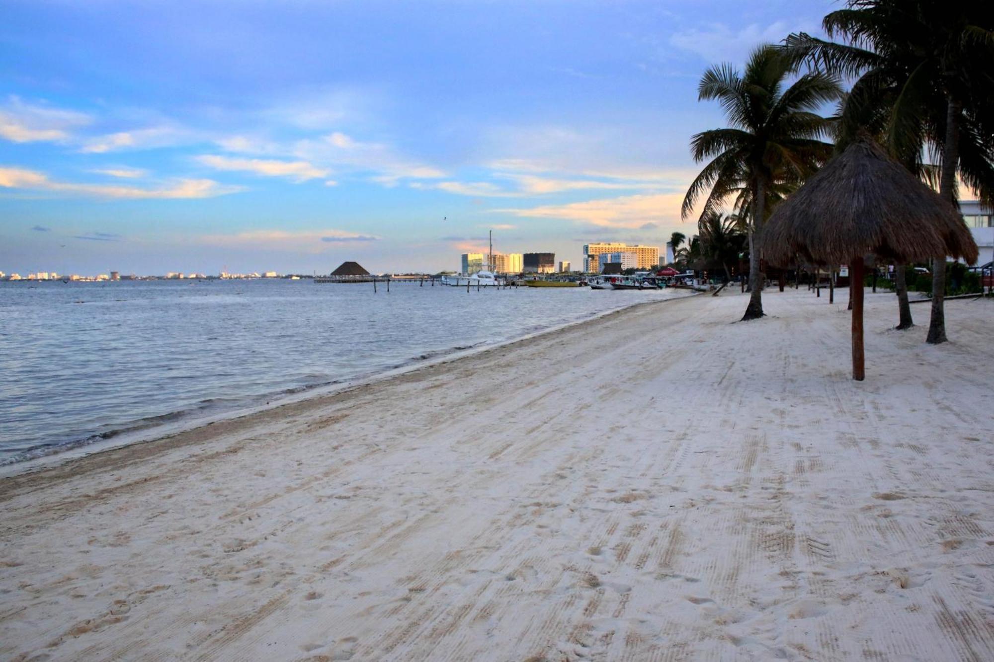 Beautiful Home By The Beach - 3Bedrooms, 2.5Baths Cancún Extérieur photo
